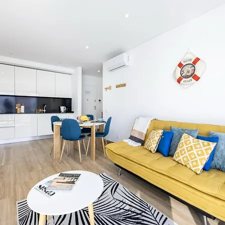 Monte - Elly Apartment